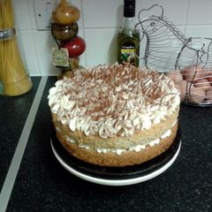 A picture of white chocolate truffle cake.