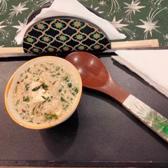 A picture of Methi paneer malai curry.