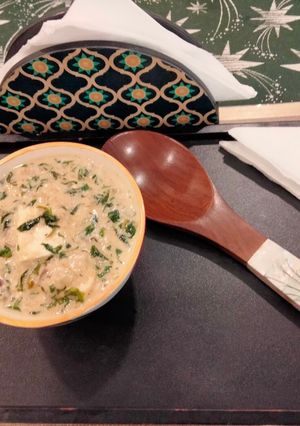 A picture of Methi paneer malai curry.
