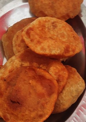 बेड़ी पूड़ी (bedi poori recipe in Hindi) रेसिपी मुख्य फोटो