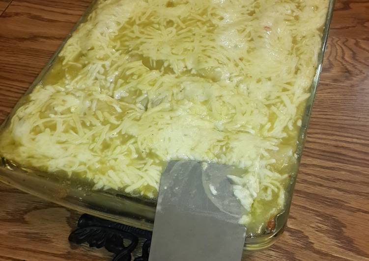 Green chicken enchiladas