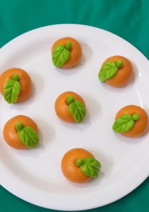 A picture of Orange Sandesh.