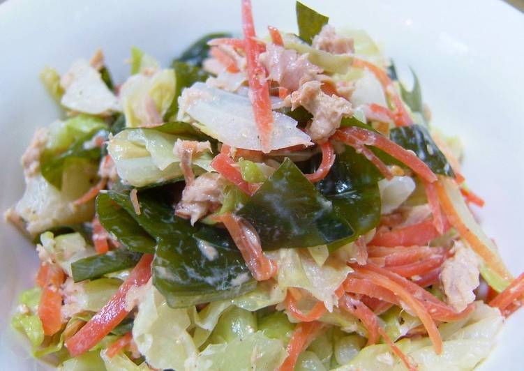 Steps to Make Super Quick Homemade Cabbage, Tuna and Wakame Seaweed Salad With Mayonnaise-Ponzu Dressing