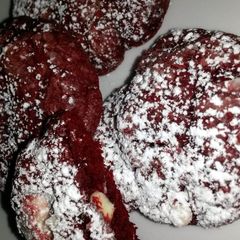 A picture of Red Velvet butter cookies.