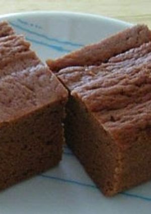 A picture of Steamed Okara Powder Bread with Cocoa.