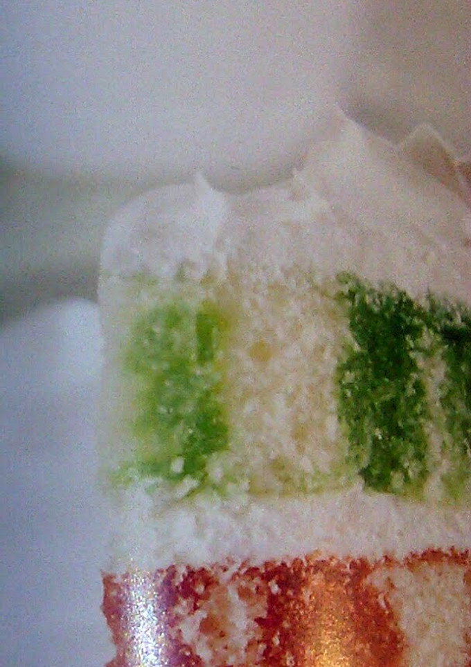 A picture of Holiday Poke Cake.