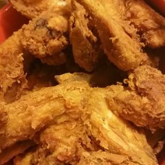 A picture of Mustard fried chicken.