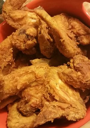 A picture of Mustard fried chicken.