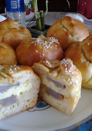A picture of Stuffed biscuit.