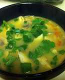 Tom Kha (Spicy Thai Coconut Chicken Soup)