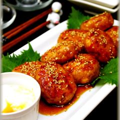 A picture of Fluffy Chicken Tsukune Patties with Tofu.