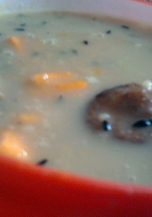 A picture of SOYA BALLS OATS SOUP..