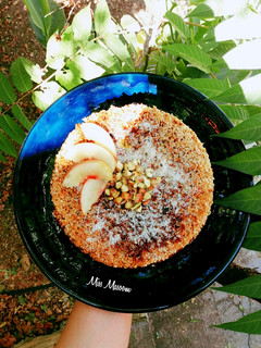 عکسی از دستور کیک هل و گلاب کنجدی
