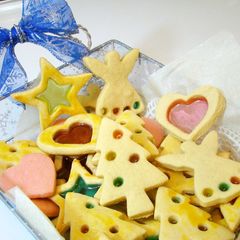 A picture of Sparkling Cute Stained Glass Cookies.
