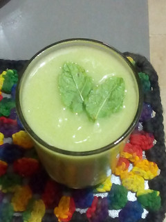 A picture of Raw Mango Smoothie Refreshing in summer.