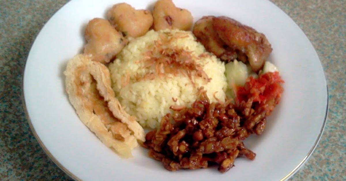  nasi  kuning  INDONESIA Recipe  by yutialitasari Cookpad
