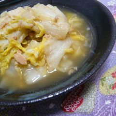 Easy and Tasty Chinese Cabbage Stew A picture of Easy and Tasty Chinese Cabbage Stew.