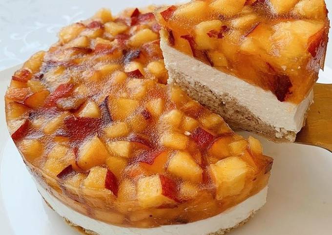 Торт-суфле с творогом и персиками – кулинарный рецепт