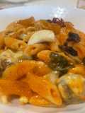 Pennette al Forno con Scamorza Affumicata, Uova Sode, Funghi Champignon e Besciamella