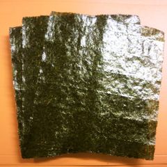 A picture of Nutritious Toasted Nori Seaweed for Dieters (Toasting Instructions).