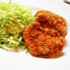 Delicious Crispy Deep-Fried Pork Filet Cutlets A picture of Delicious Crispy Deep-Fried Pork Filet Cutlets.