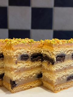 O poză a rețetei Foi Medovik cu cremă de alune și biscuiți Oreo😋❤️.