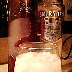 A picture of Mom's My Nose Is Numb Fig Vanilla Vodka.