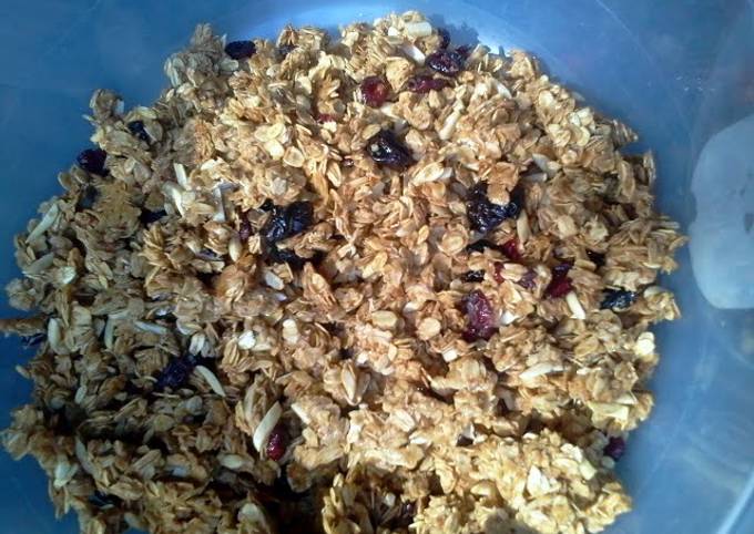 Steps to Prepare Award-winning Healthy crunchy granola clusters