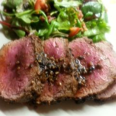 A picture of Peppers steak in red wine.