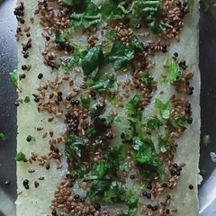 A picture of Rava Dhokla.