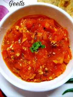 टमाटर की चटनी(tamatar ki chutney recipe in hindi) रेसिपी मुख्य फोटो