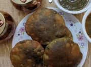 A picture of kachori karahi