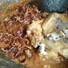 Sambal Kecap Tahu Geprek রেসিপির প্রধান ছবি