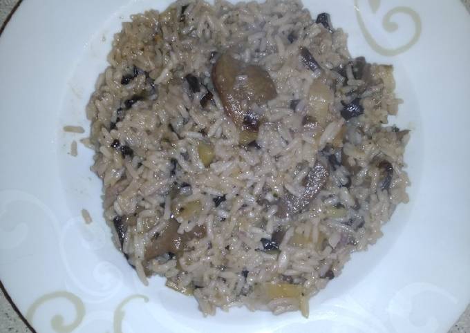 Ricetta di Premiato Risotto con radicchio, funghi e guanciale