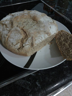 Una foto de Pan de calabaza roja con tres harinas