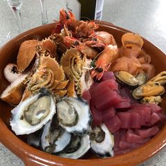 A picture of Seafood platter.