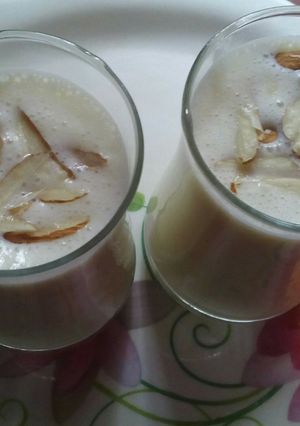 A picture of Custard Paneer Thandai.