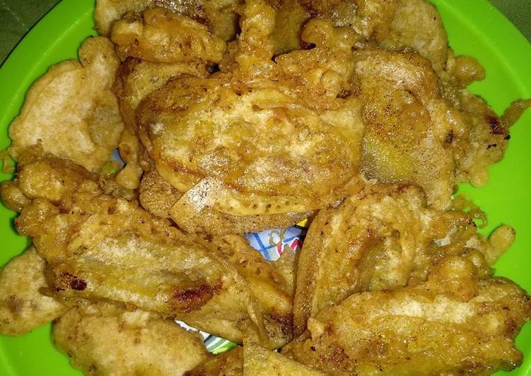 Pisang emas goreng