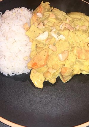 Une photo de Curry de légumes 🥕🍚🍛