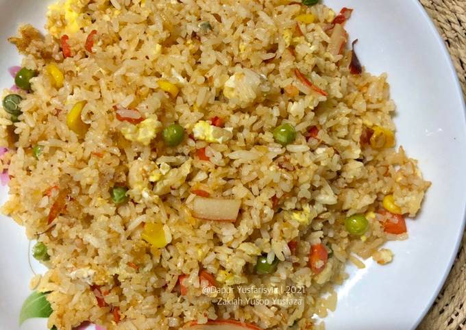 Resipi Nasi Goreng Mentega oleh Dapur Yusfarisyia - Cookpad