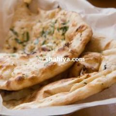 A picture of Garlic Naan Bread.