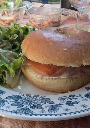 Une photo de Bagel à la truite fumée