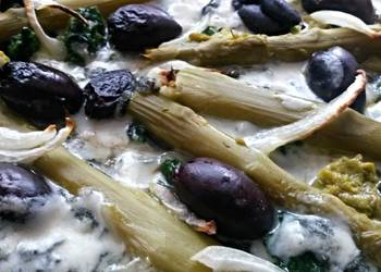 Update, Making Recipe Sigari 4 Italian cheese garlic mushroomsundried tomato and spinach pizza Yummy