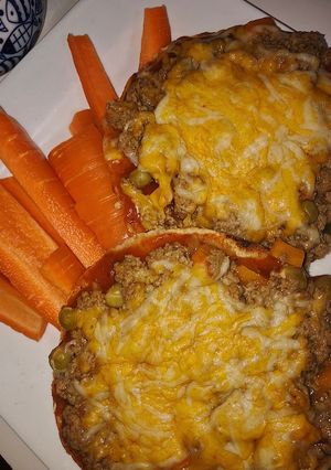 Una foto de Meat Toast Pizza w/ carrots