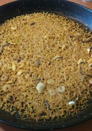 Foto principal de Paella fina de pulpitos y gambitas