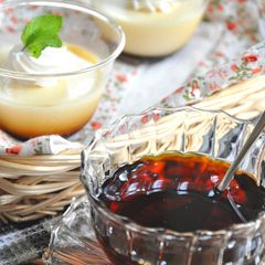 A picture of White Sugar Caramel Sauce.