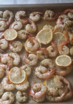 A picture of Lemon and Italian herb shrimp.