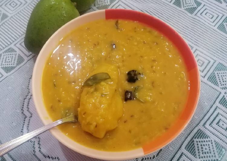 Hyderabadi Kairi Ki Khatti Daal