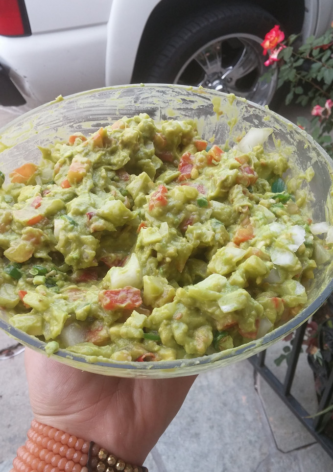 A picture of Guacamole.