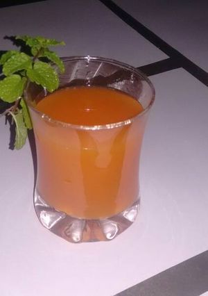 A picture of Carr-O-range Juice.